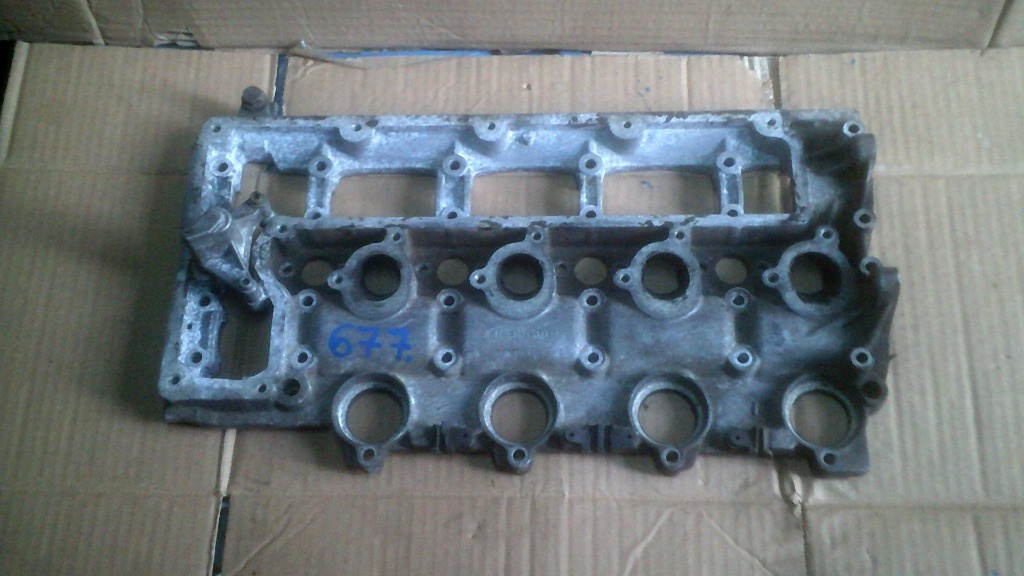Capac chiulasa motor Peugeot 407, 9642645380