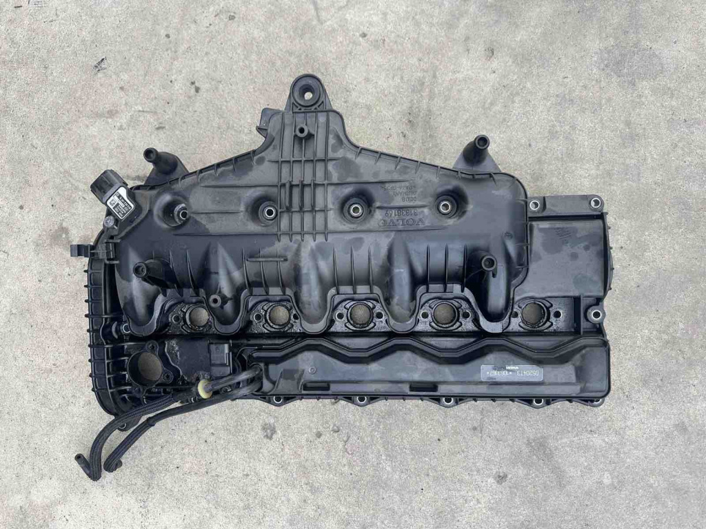 Capac chiulasa Volvo V40 V60 S60 V70 31338169