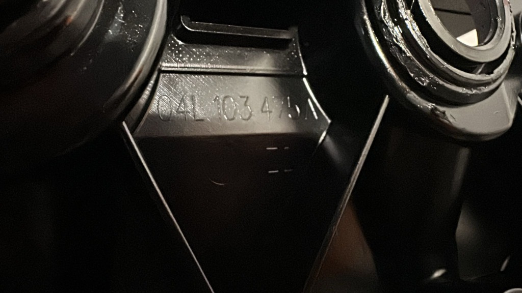 Capac culbutori 04L103475A Seat Leon III