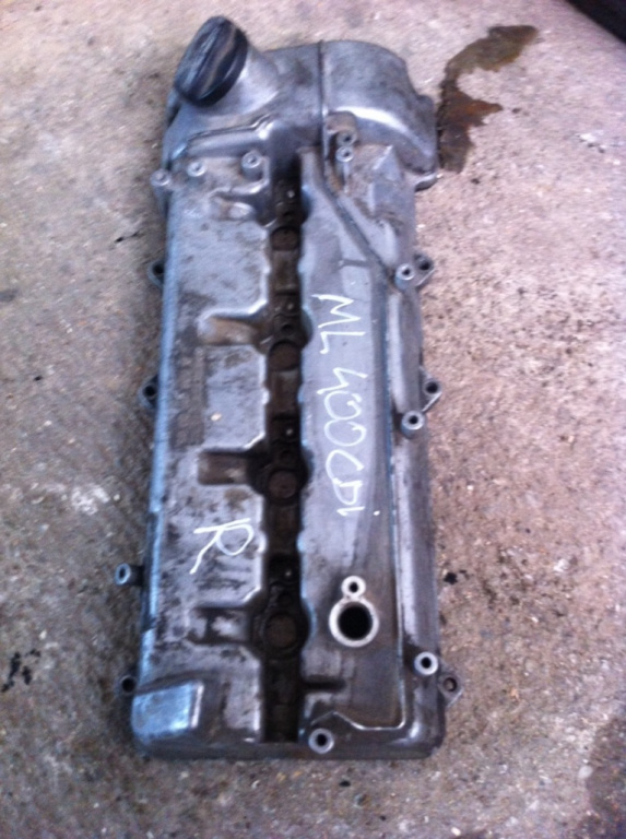 Capac culbutori dreapta Mercedes-Benz M-Class W163 [1997 - 2001] Crossover 5-usi (W163) V8 4.0 CDI