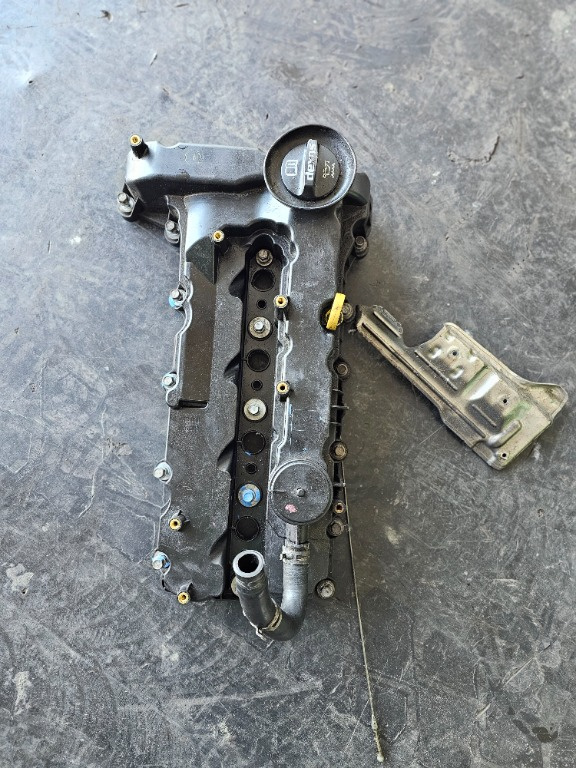 Capac culbutori Opel Astra J 1.6 Cdti B16DTH