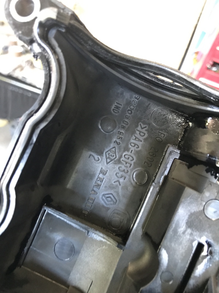 Capac culbutori Renault Megane 1.5 dci e