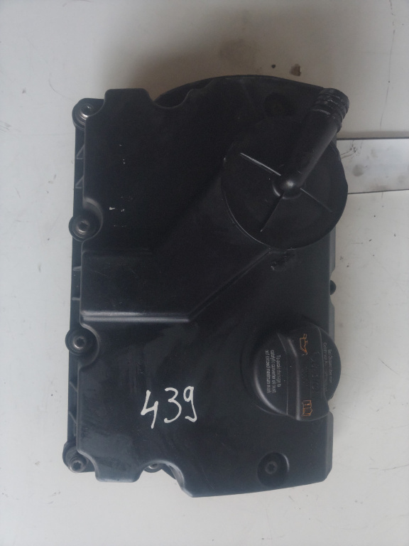 Capac culbutori Skoda Fabia 1.4 Tdi an 2012 BMS cod piesa 045103475c