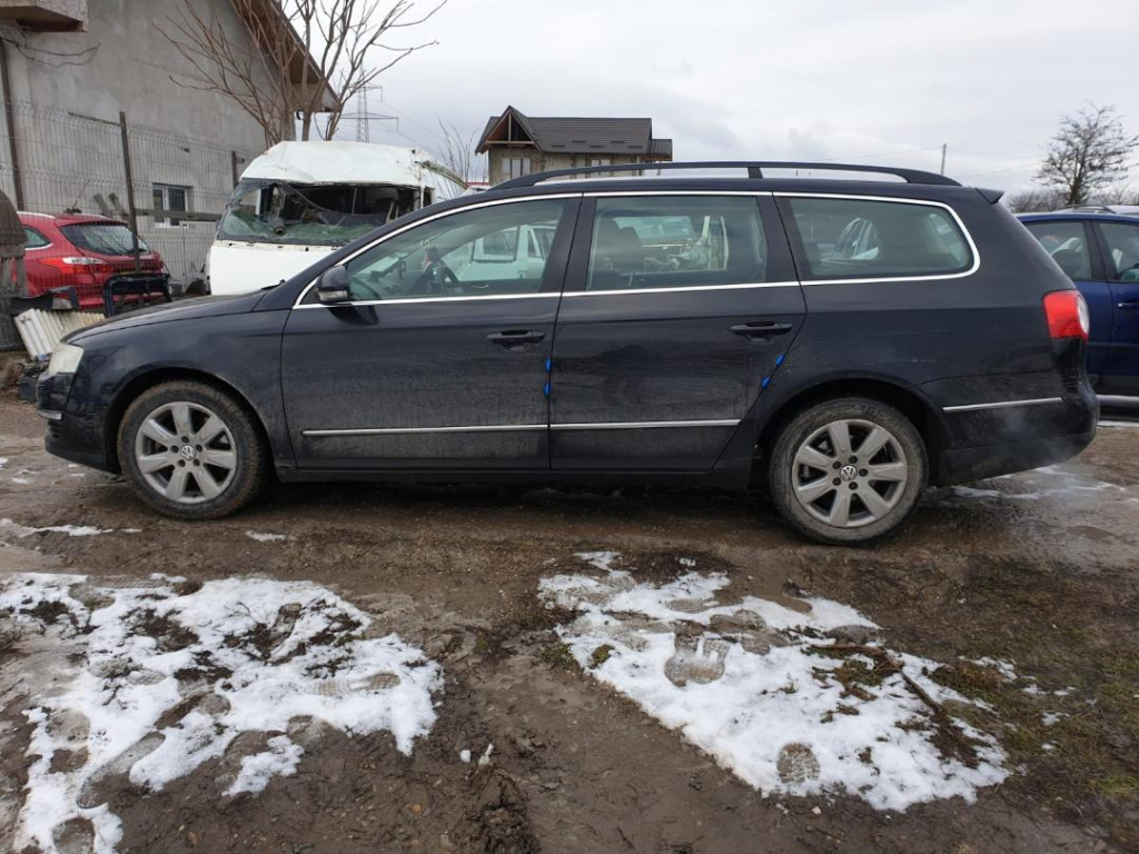 Capac culbutori Volkswagen Passat B6 200
