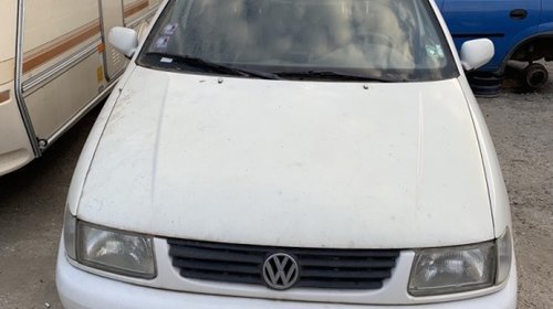 Capac delcou Volkswagen VW Polo 3 6N [19