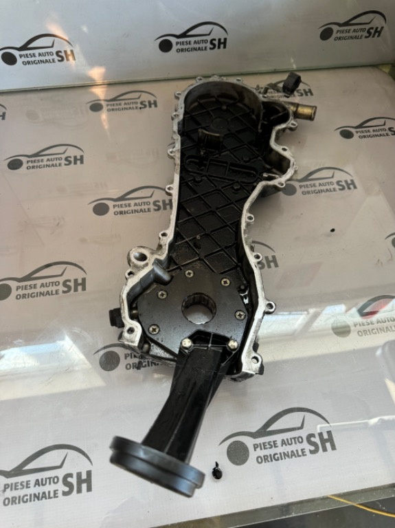Capac distribuție cu pompă ulei Fiat 1,3 Multijet cod 37005400 37004600