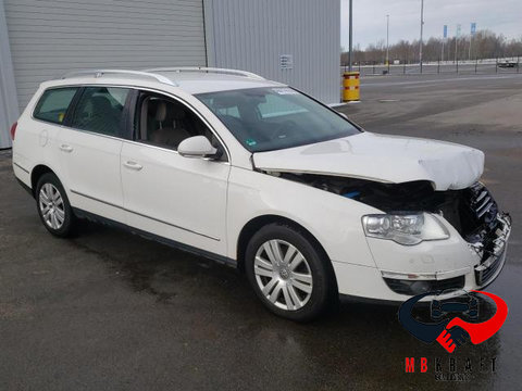 Capac far dreapta mare Volkswagen VW Passat B6 [2005 - 2010] wagon 5-usi 2.0 TDI DSG (140 hp)