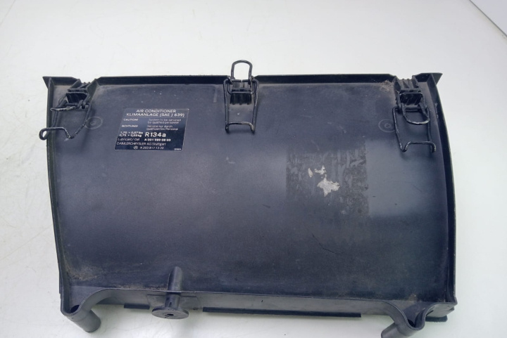 Capac filtru polen 2038350740 Mercedes-Benz C-Clas