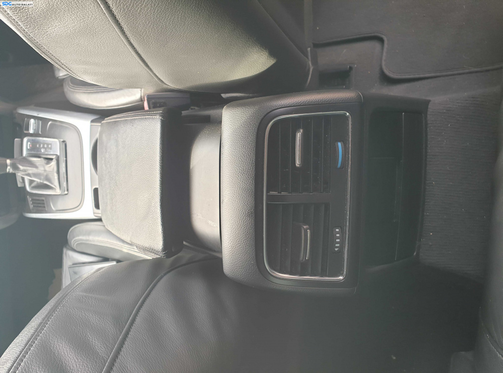 Capac Grila Grile Gura Guri Aer Aerisire Ventilatie din Cotiera Spate Pasageri Audi A4 B8 2008 - 2015 [K3231]
