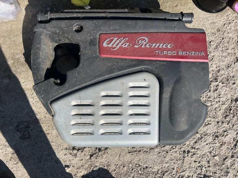 Capac motor Alfa Romeo turbo benzină