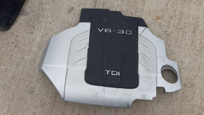Capac motor Audi A6 C6 3.0 TDI cu mic defect