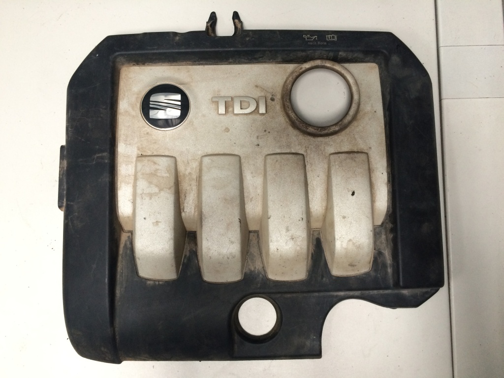 Capac motor (fonic) SEAT - 2007 - 1.9,tdi - 03G103925BH