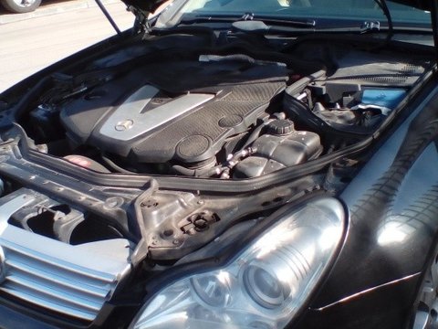 Capac motor Mercedes cls w219 v6 320 cdi
