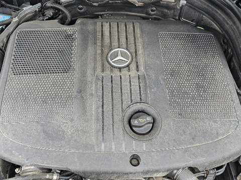 Capac motor Mercedes GLK X204 2.2 CDI 2011 2012 2013 2014 2015