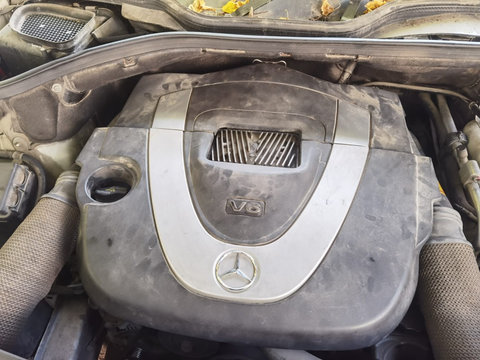 Capac motor Mercedes ML350 benzina w164 om 272
