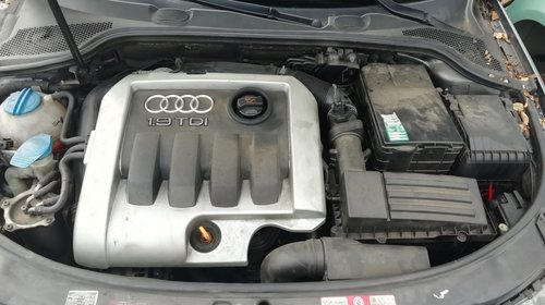Capac motor protectie Audi A3 8P 2006 SP