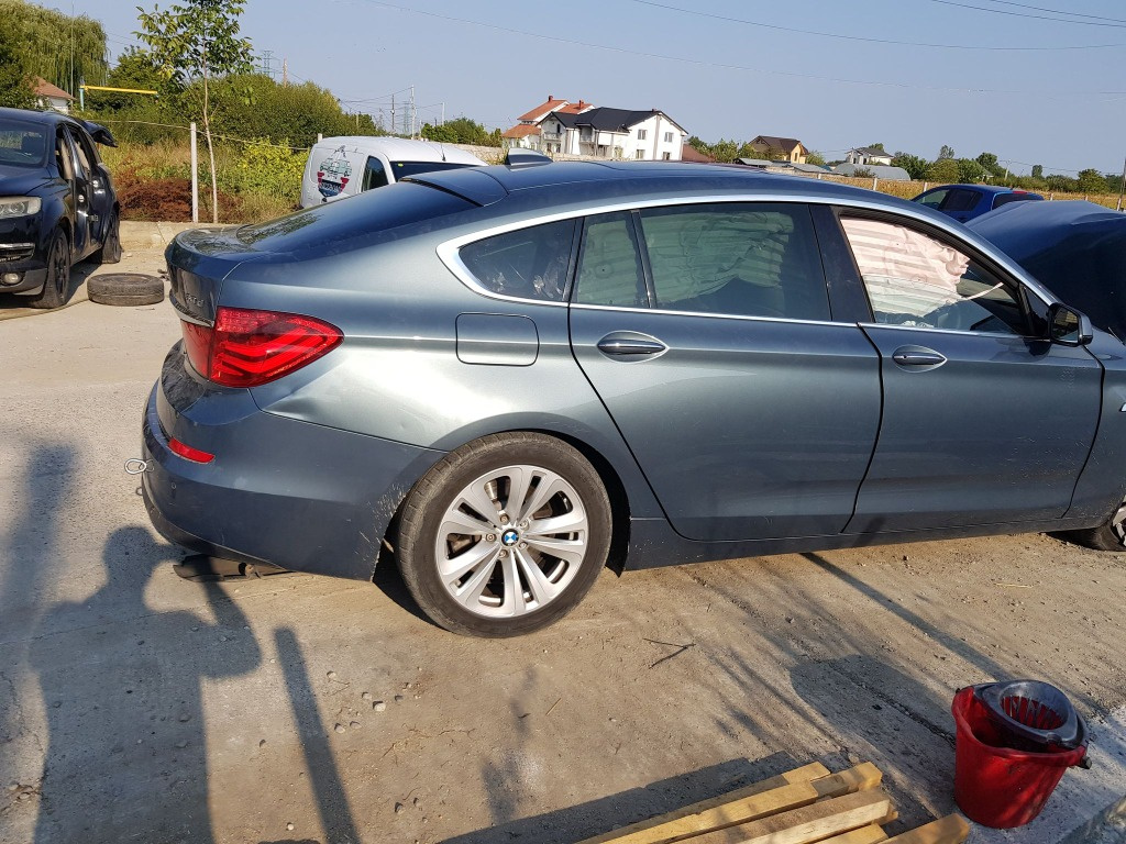 Capac motor protectie BMW F07 2011 suv 3