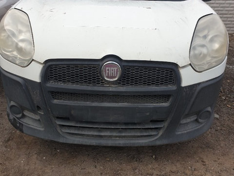 Capac motor protectie Fiat Doblo 2012 Cargo 1.3 Multijet