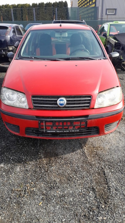 Capac motor protectie Fiat Punto 2005 HATCHBACK 1.