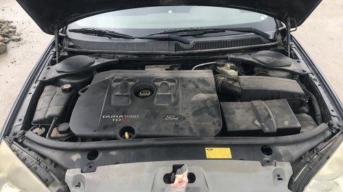 Capac motor protectie Ford Mondeo 2005 l