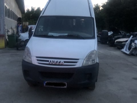 Capac motor protectie Iveco Daily IV 2008 MICROBUS 3000