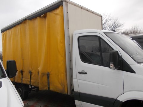 Capac motor protectie Mercedes SPRINTER 2006 VAN 311 CDI