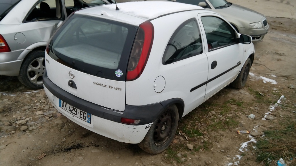 Capac motor protectie Opel Corsa C 2002 