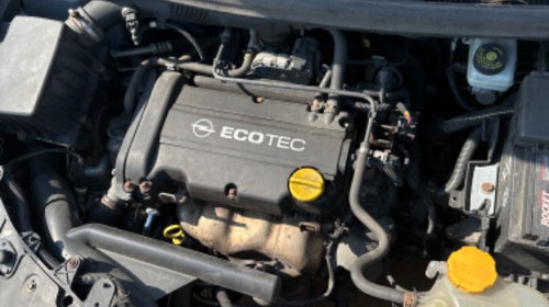 Capac motor protectie Opel Corsa D 2008 