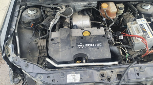 Capac motor protectie Opel Vectra C 2004
