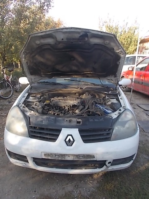 Capac motor protectie Renault Symbol 2008 berlina 1.5 dci