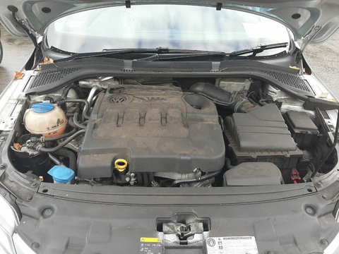 Capac motor protectie Seat Toledo 2015 Sedan 1.6 TDI
