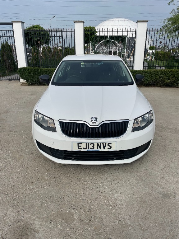 Capac motor protectie Skoda Octavia 3 2013 Hatchback 1.6 TDI