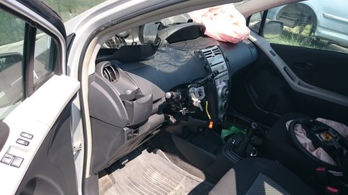 Capac motor protectie Toyota Yaris 2007 