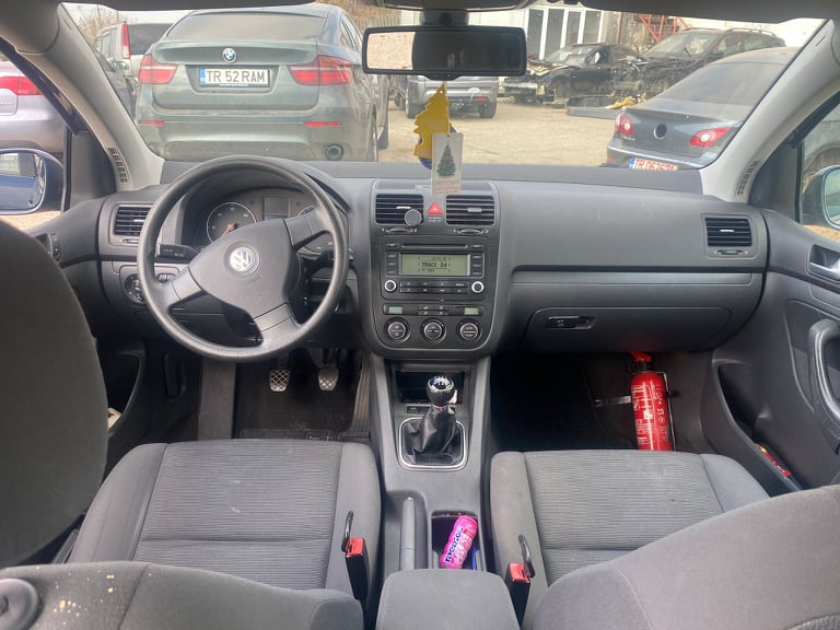 Capac motor protectie Volkswagen Golf 5 