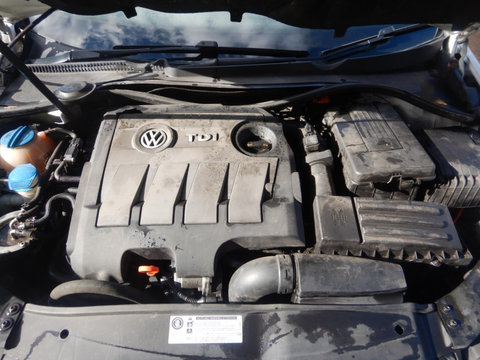 Capac motor protectie Volkswagen Golf 6 2010 BREAK 1.6 TDI