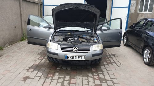 Capac motor protectie Volkswagen Passat 