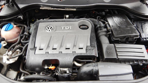 Capac motor protectie Volkswagen Passat 