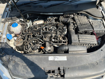 Capac motor protectie Volkswagen Passat B7 2012 Se