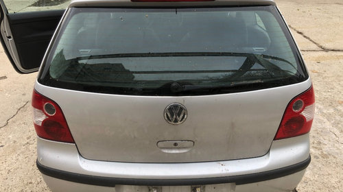 Capac motor protectie Volkswagen Polo 9N