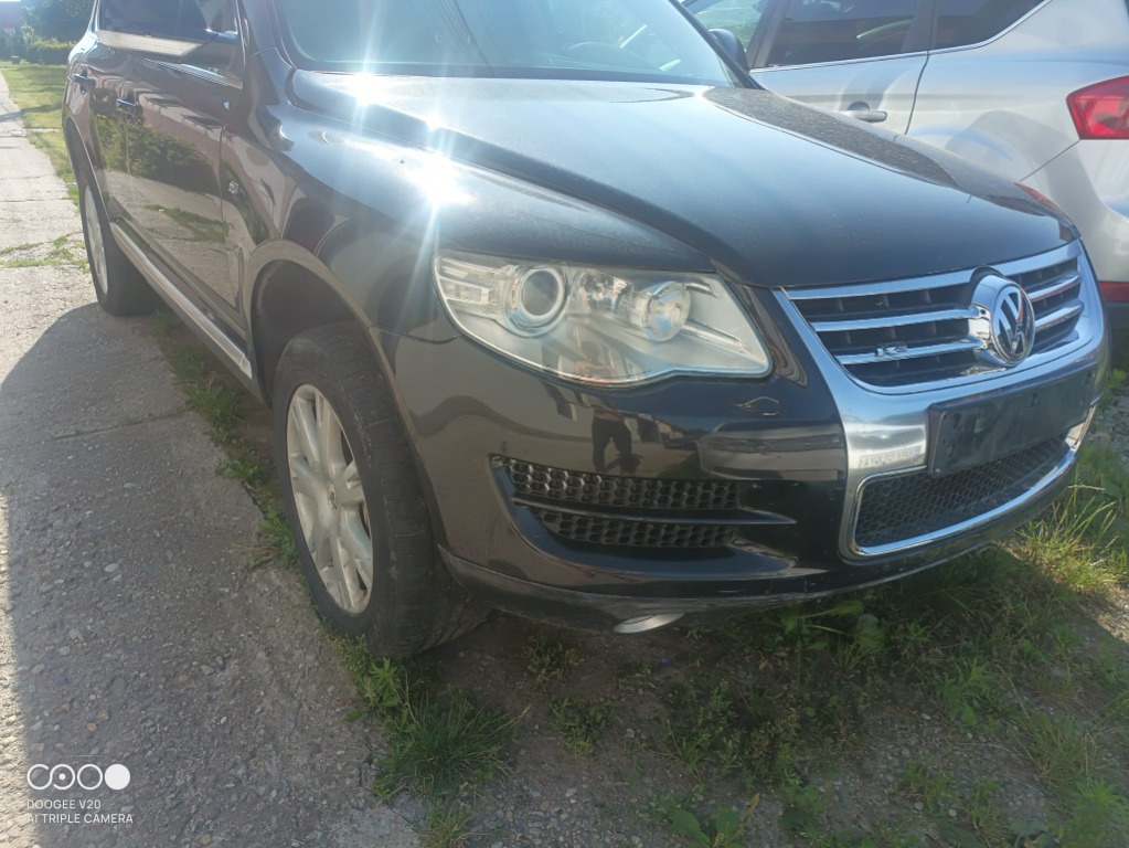 Capac motor protectie Volkswagen Touareg 7L 2009 j