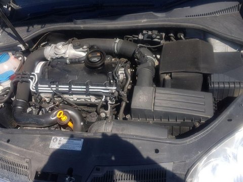 Capac motor protectie VW Golf 5 2009 COMBI 1.9