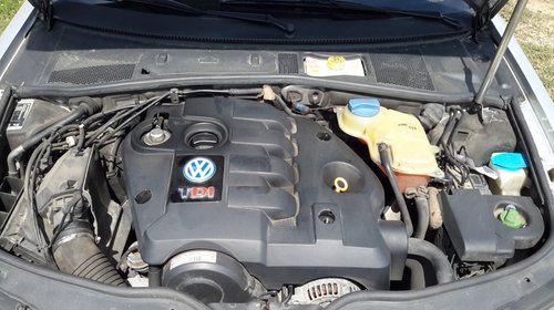 Capac motor protectie VW Passat B5 2001 