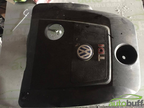 Capac motor Volkswagen Golf IV (MK4 1997-2003) LIPSA BUCATICA DIN CAPAC PARTE DE SUS 038103925, 038.103.925, 038103925c, 038 103 9