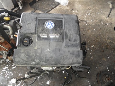 Capac motor VW Polo 1,2 cod motor AZQ