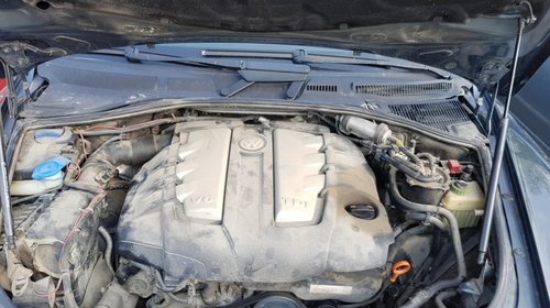 Capac motor VW TOUAREG 7L FACELIFT 3.0TD