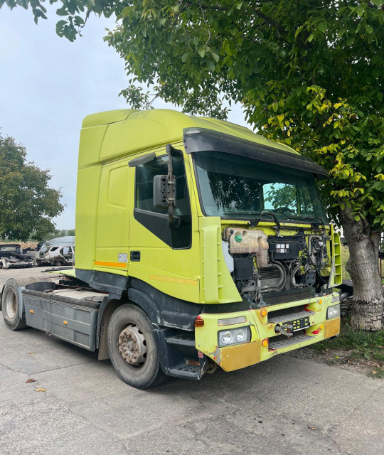 Capac spalator far dreapta IVECO Stralis generatia [2002 - 2012] Cap tractor 10308cm³ (430 CP) Manuala