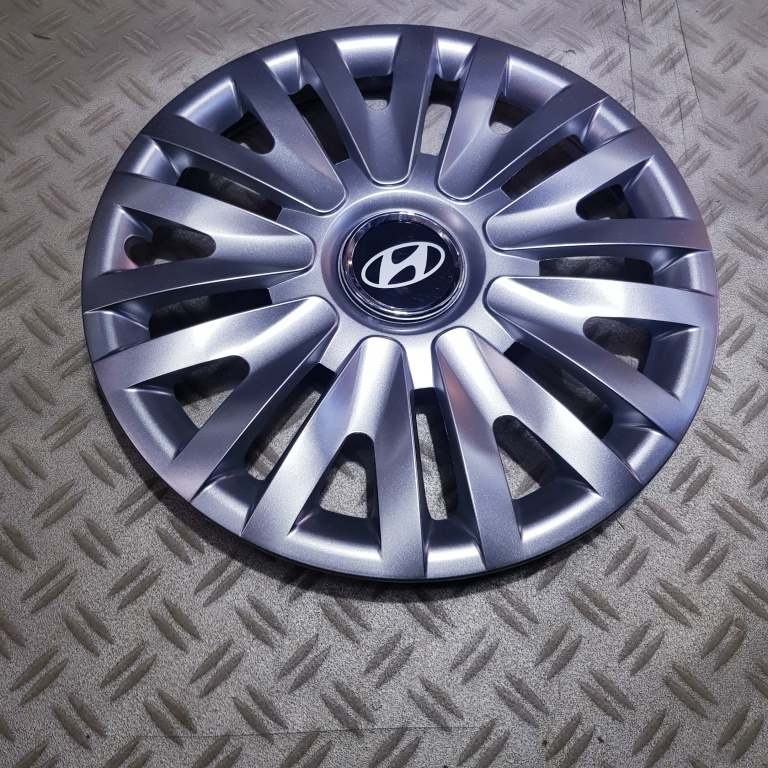 Capace Hyundai r16 la set de 4 bucati cod 412