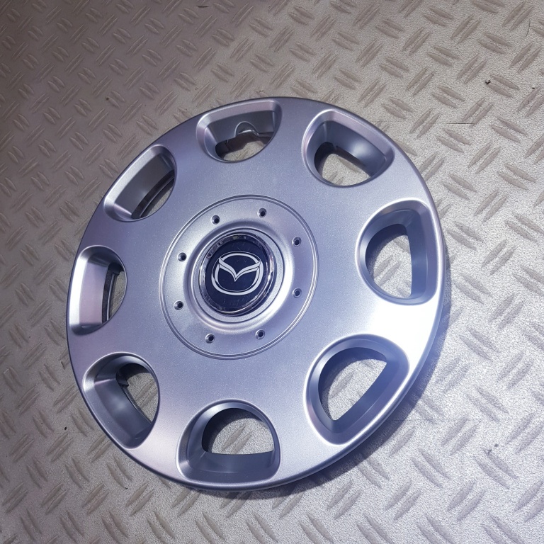 Capace Mazda r14 la set de 4 bucati cod 208