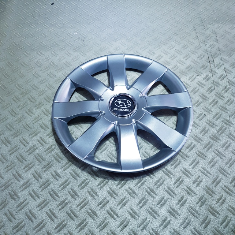 Capace roti Subaru r15 la set de 4 bucati cod 323