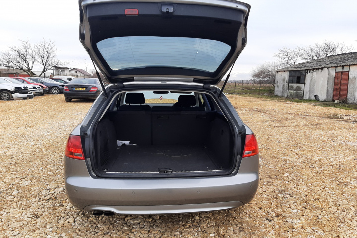 Capitonaj haion Audi A4 B7 [2004 - 2008] Avant wagon 5-usi 2.0 TDI multitronic (140 hp)
